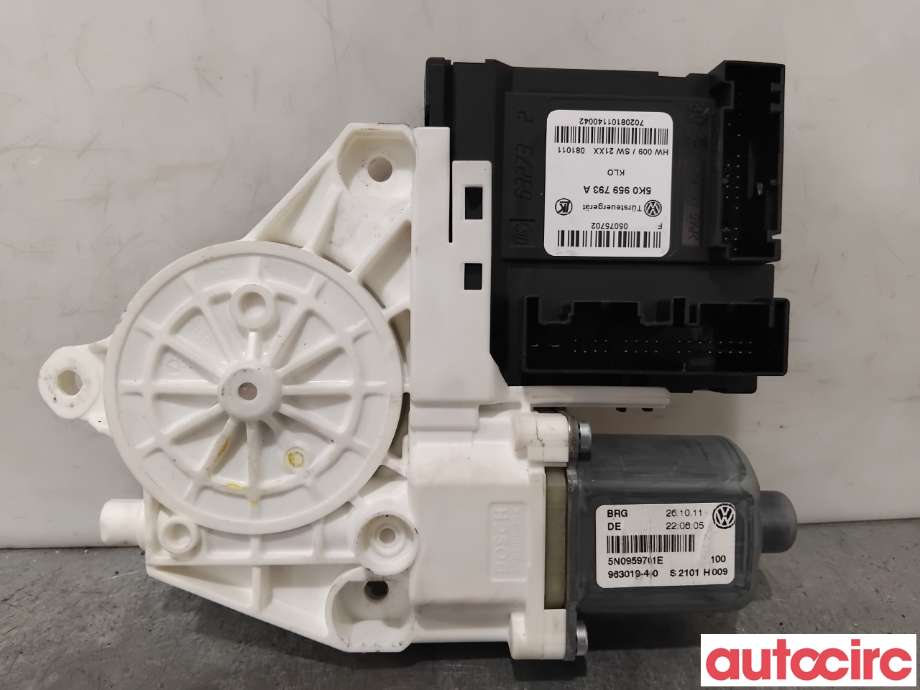 Ruteheis venstre foran til VW Tiguan 2011-2016 (Type I, Fase 2) (VOLKSWAGEN|5N0959701E|0130822467)