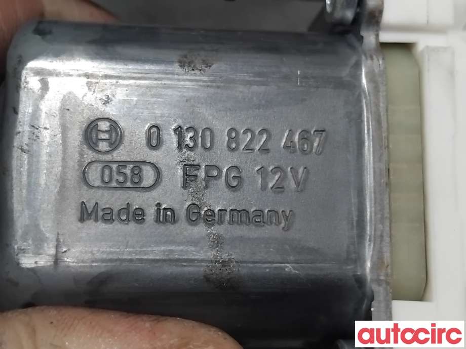 Ruteheis venstre foran til VW Tiguan 2011-2016 (Type I, Fase 2) (VOLKSWAGEN|5N0959701E|0130822467)