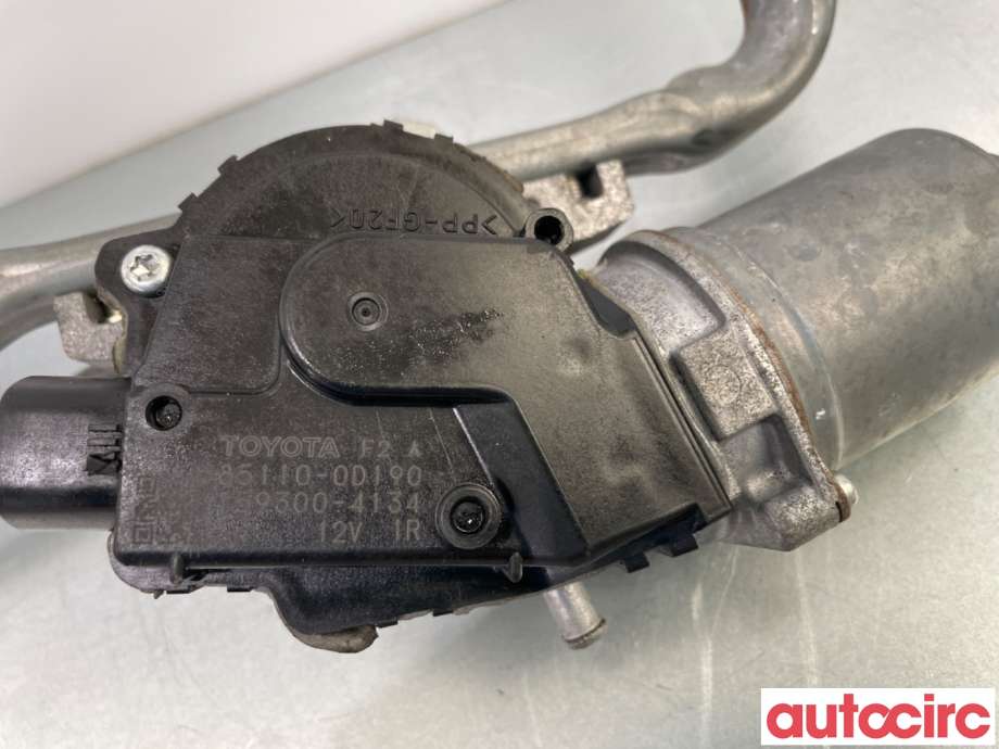 Viskermotor frontrute til Toyota Verso 2009-2016 (Type III)  (TOYOTA|851100F030|)
