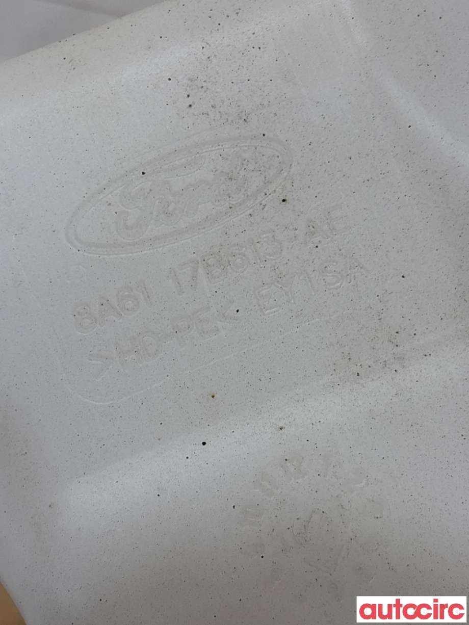 Spylertank til Ford Fiesta 2008-2012 (Type VI, Fase 1)  (FORD|1764300|)