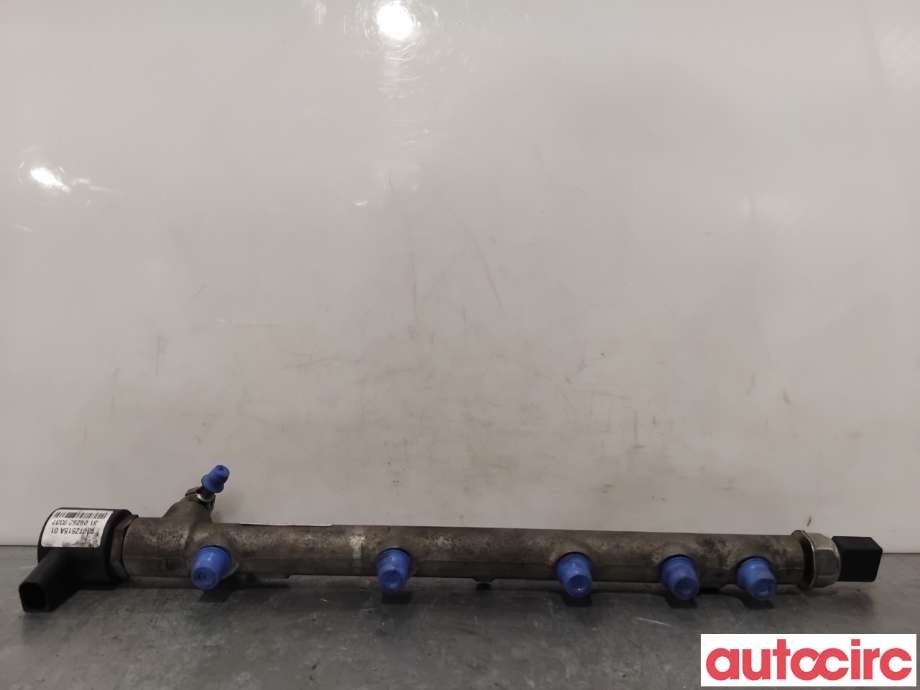 Dyseskinne (fuelrail) til Mercedes C-Klasse 2007-2011 (Fase 1) (W204) (W204) (MERCEDES|A6460700395|R9144Z142A)