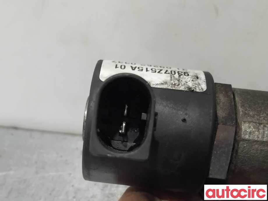 Dyseskinne (fuelrail) til Mercedes C-Klasse 2007-2011 (Fase 1) (W204) (W204) (MERCEDES|A6460700395|R9144Z142A)