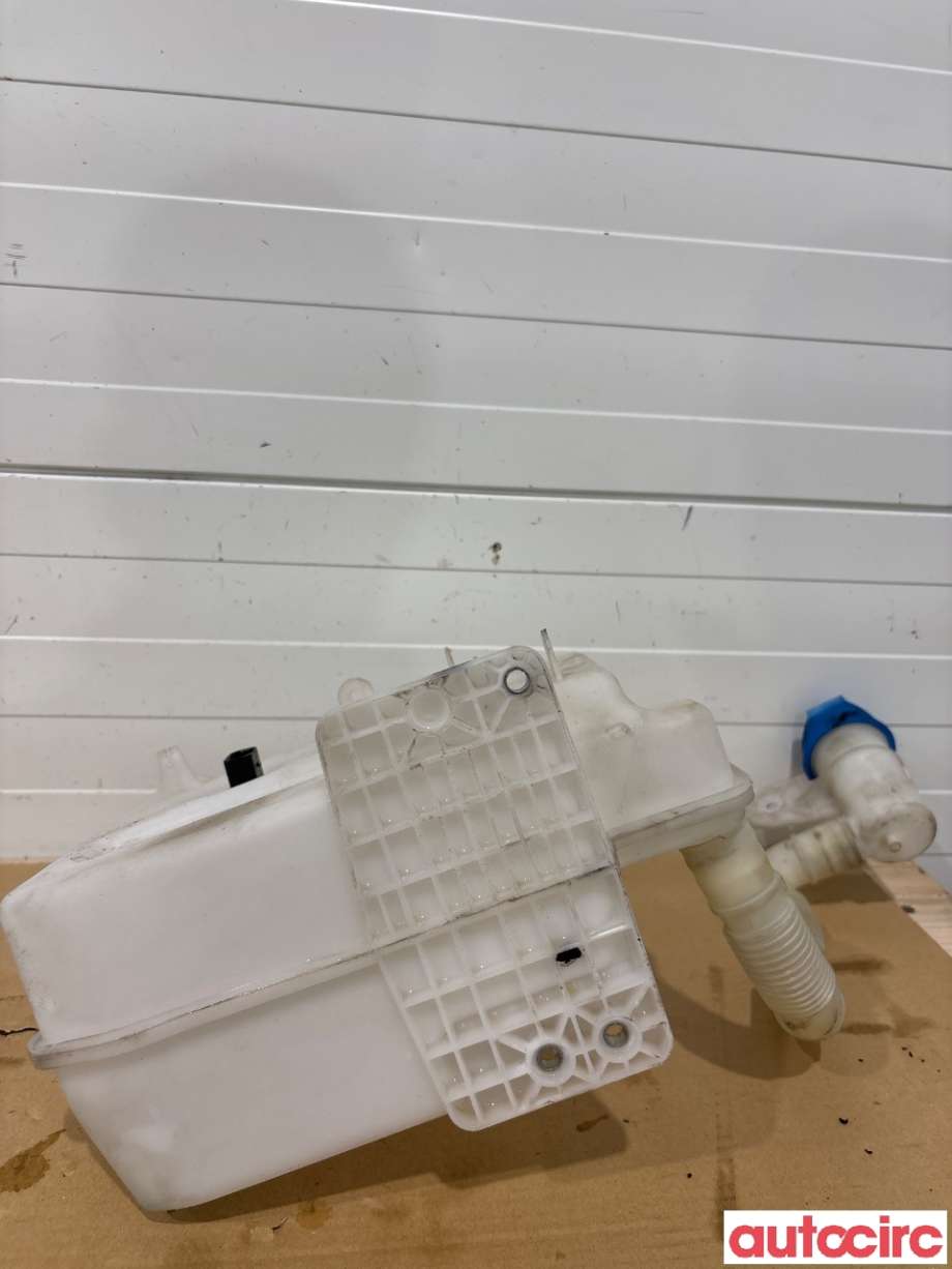 Spylertank til VW Golf VI 2008-2012  (VOLKSWAGEN|1K0955453S)