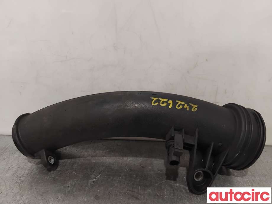 Turbo rør til Mercedes C-Klasse 2007-2011 (Fase 1) (W204) (W204) (MERCEDES|A6460980207|)