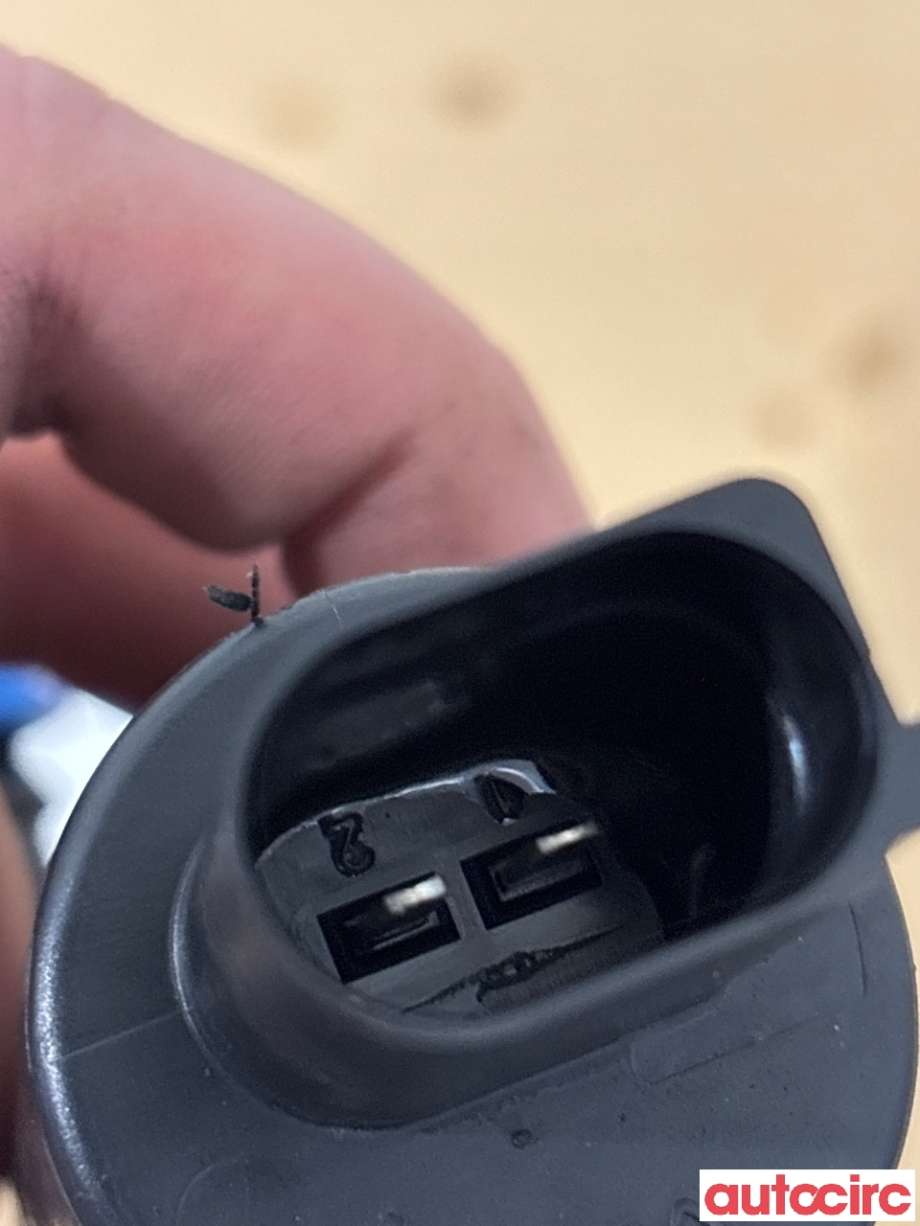 Spylerpumpe til VW Golf VI 2008-2012  (VOLKSWAGEN|3B7955681)