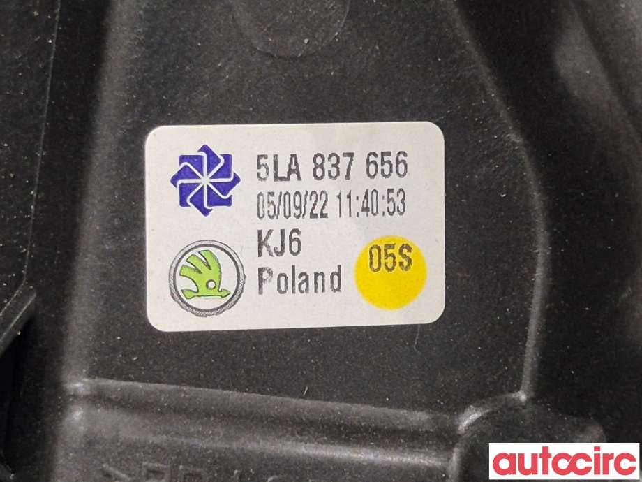 Ruteheis høyre foran til Škoda Enyaq 2021-->> (SKODA|5LA837462|5LA837656)