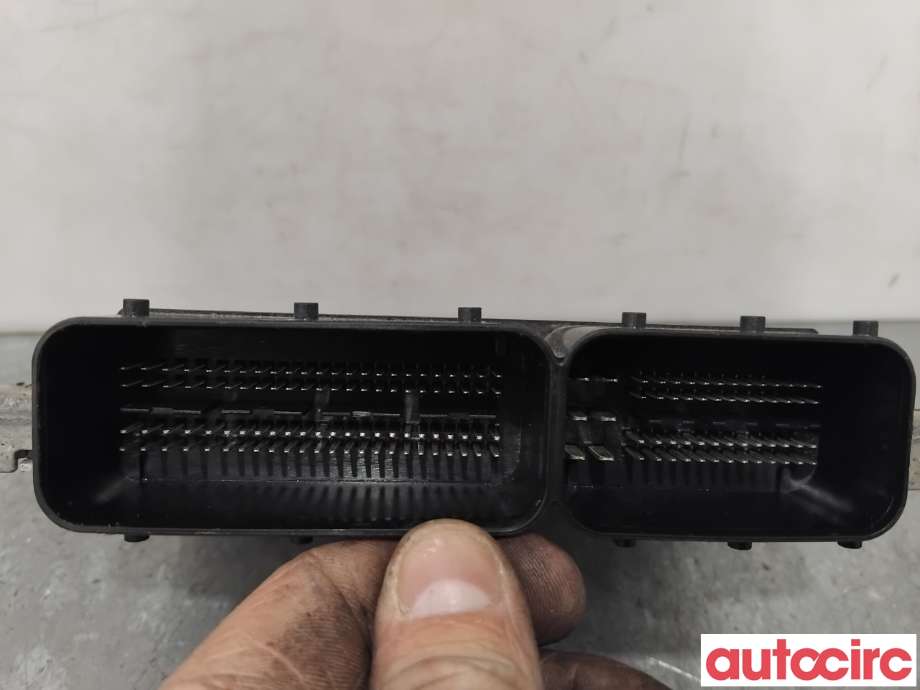 Styreenhet motor til Mercedes C-Klasse 2007-2011 (Fase 1) (W204) (W204) (MERCEDES|A6461503334|28184266)