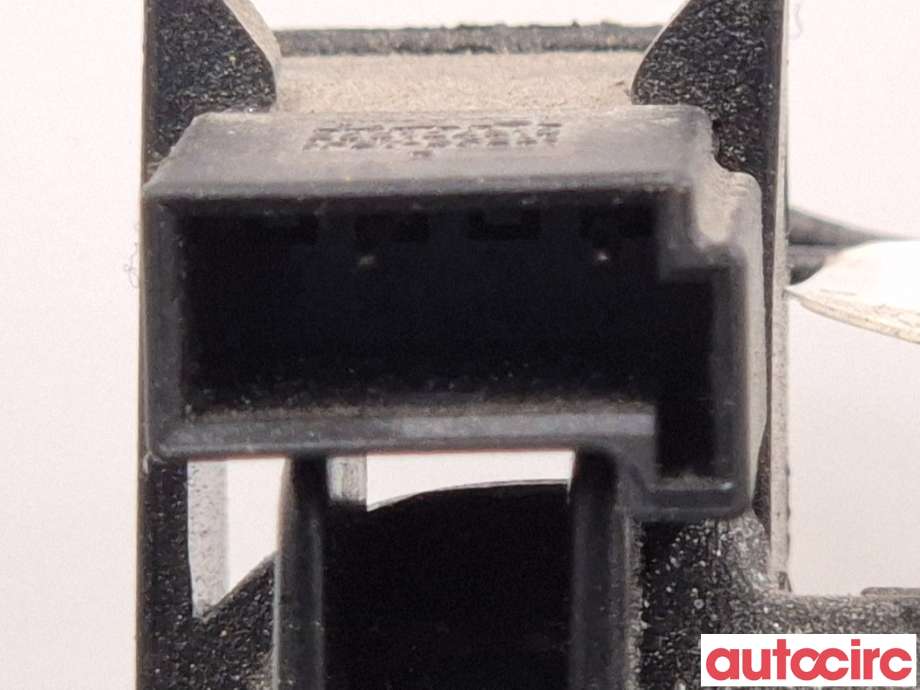Bakluke/bakdør håndtak til Opel Astra J 2010-2015  (OPEL|13321204||13271375)