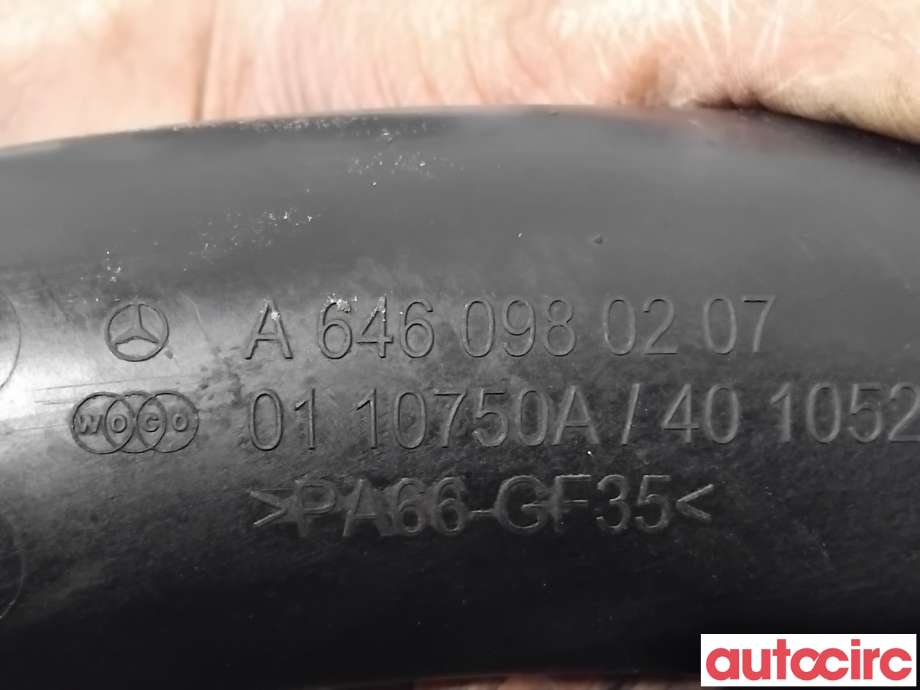 Turbo rør til Mercedes C-Klasse 2007-2011 (Fase 1) (W204) (W204) (MERCEDES|A6460980207|)