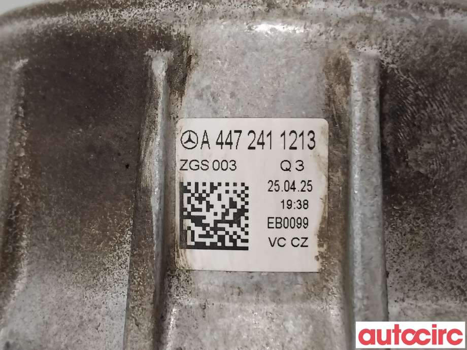 Motorfeste til Mercedes Vito 2014-->> (W447) (W447) (MERCEDES|A4472411213||A4472411400)