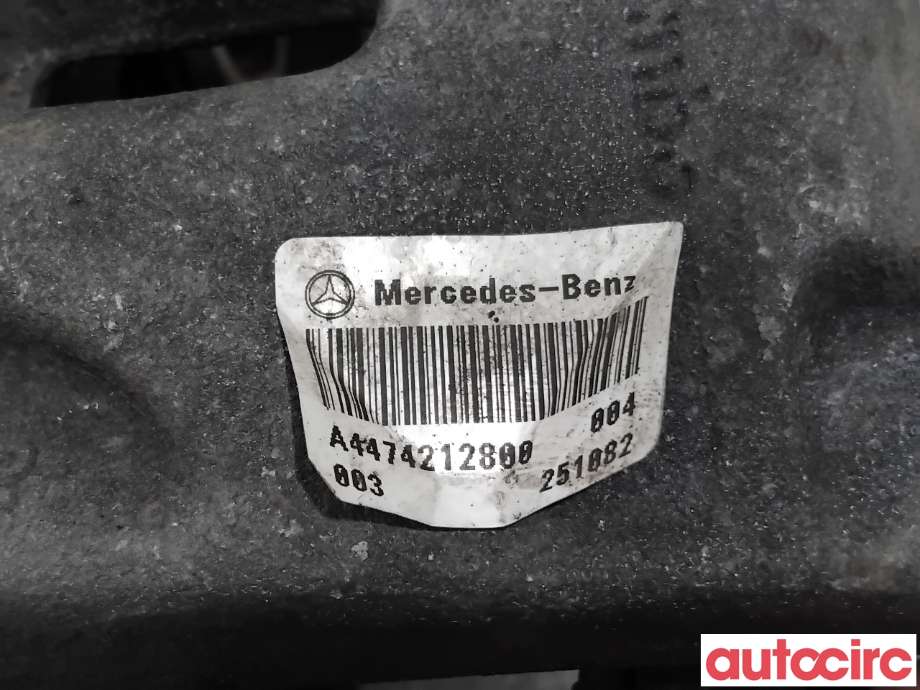 Bremsecaliper høyre foran til Mercedes Vito 2014-->> (W447) (W447) (MERCEDES|A4474208500||A4474212800)