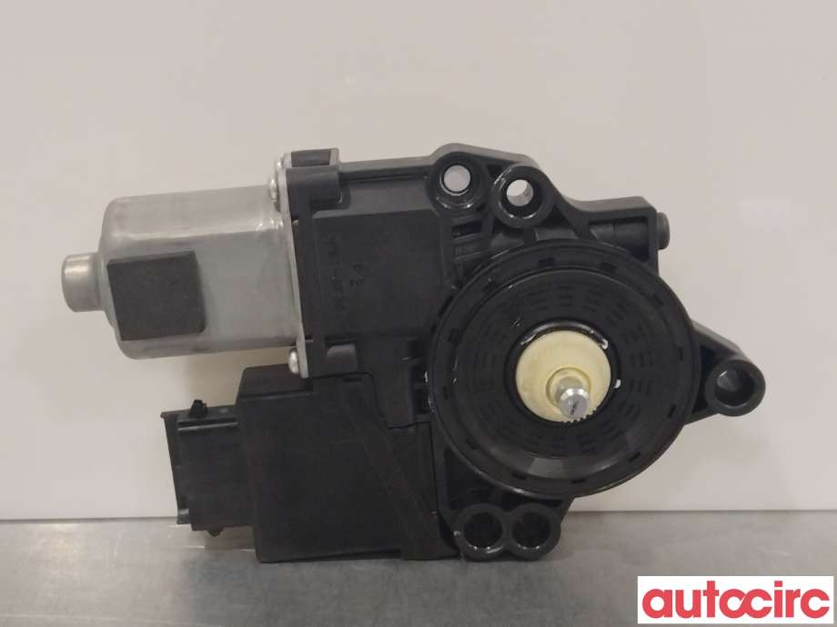 Ruteheis høyre foran til Hyundai i30, 2012-2017 (Type II) (HYUNDAI|82460A5010)