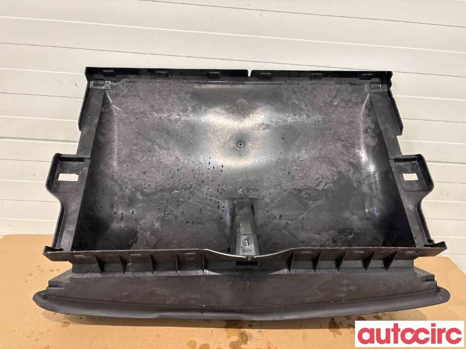 Diverse deler til Tesla Model Y 2021-2024 (Type I)  (TESLA|1982489-00-D)