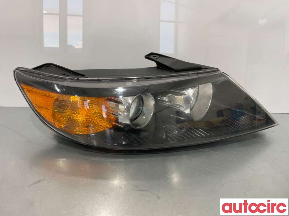 Frontlykt høyre halogen til Kia Sorento, 2011-2015 Type II (KIA|921022P110)
