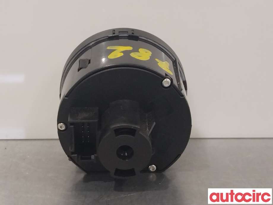 Bryter lys til VW Golf VI 2008-2012  (VOLKSWAGEN|3C8941431|)