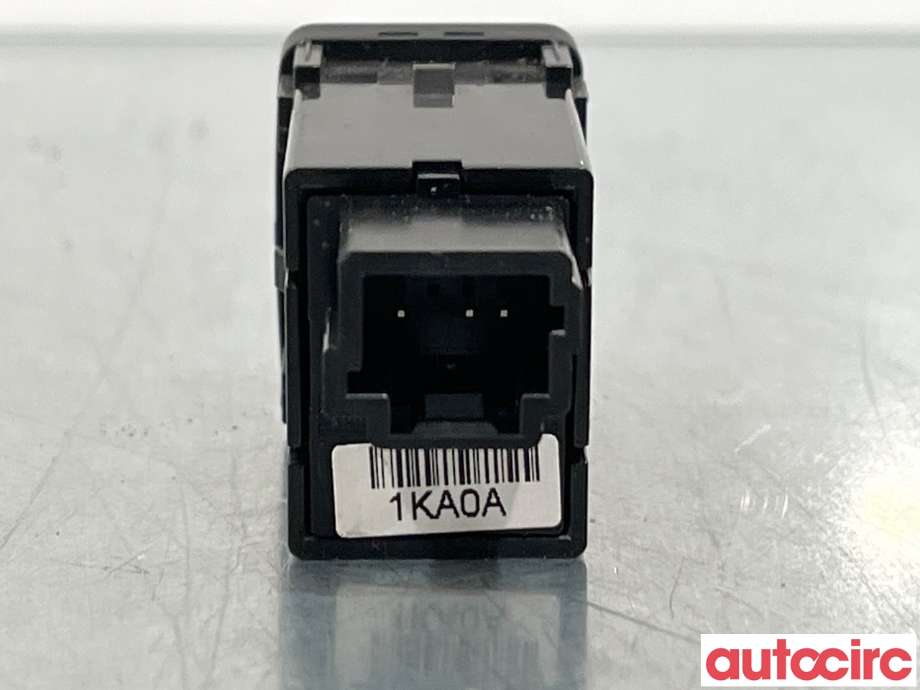Bryter Antispinn til Nissan Qashqai 2014-2021 (Type II)  (NISSAN|251451KA0A)