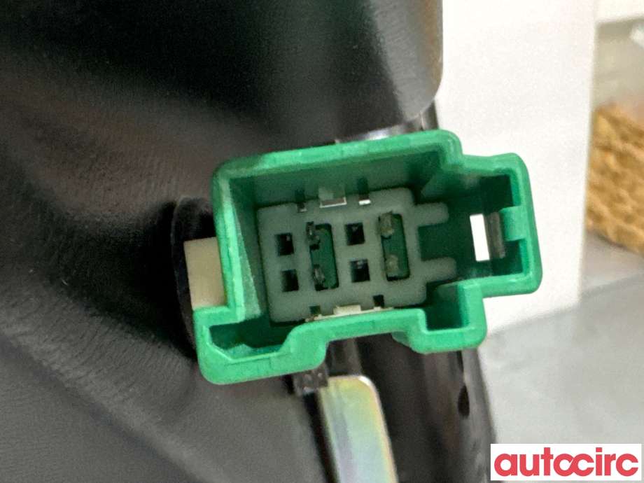 Bilstereo høyttaler til Ford Mondeo 2014-2019 (Type V, Fase 1)  (FORD|1860601||DS7T-19A067-AA)