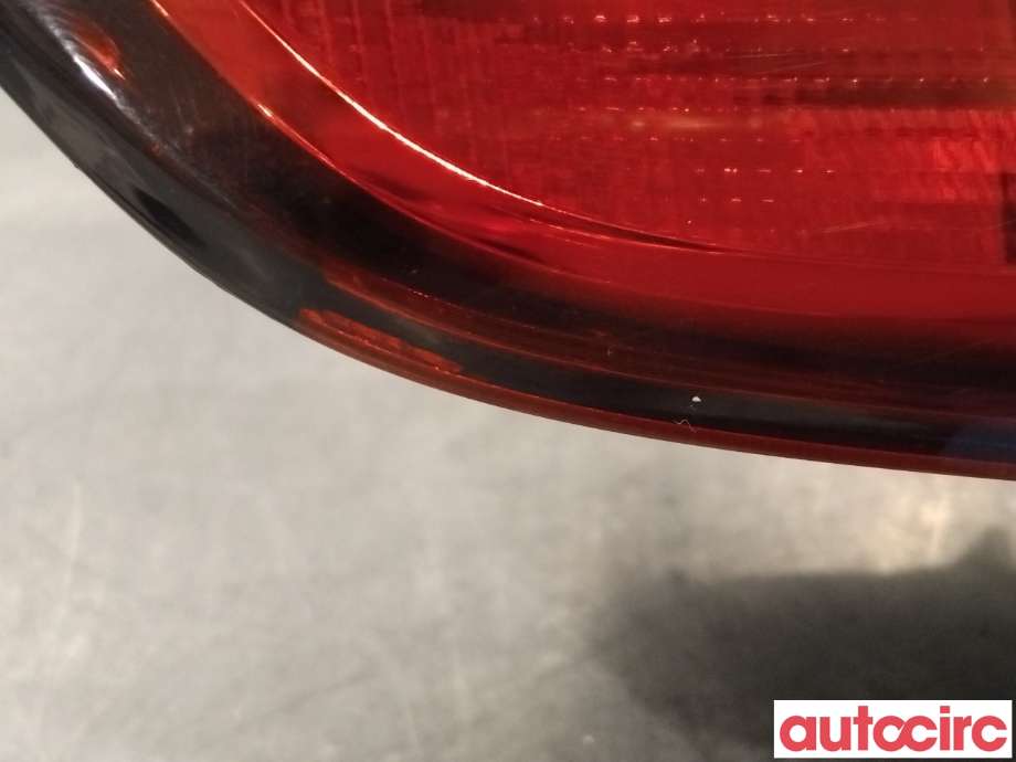 Baklykt venstre indre til Audi A4 2015-2019 (Type V, Fase 1) (B9) (B9) (AUDI|8W9945075|81490101)