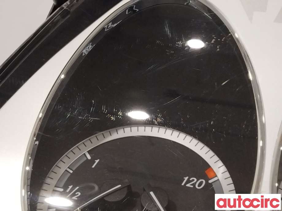 Instrumentpanel til Mercedes C-Klasse 2007-2011 (Fase 1) (W204) (W204) (MERCEDES|A2049003802)