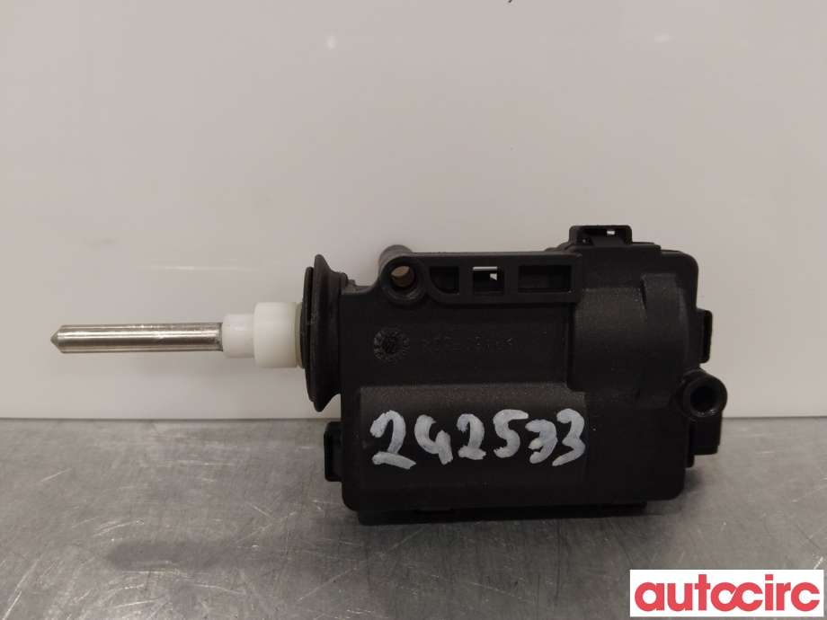 Diverse deler til Opel Vectra C 2005-2008 (Type II)  (OPEL|13158426)
