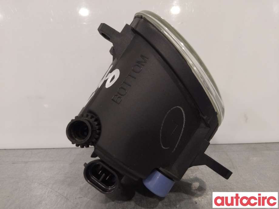 Tåkelykt venstre foran til Toyota Urban Cruiser 2009-2014  (TOYOTA|812200D041|812200D042)