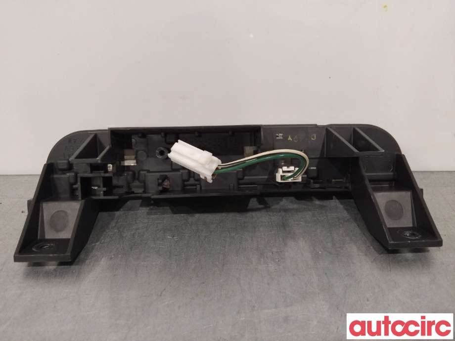 Baklykt bremselys bakrute til Mitsubishi Pajero 2007-2016 (Type IV, Fase 1)  (MITSUBISHI|8334A090)