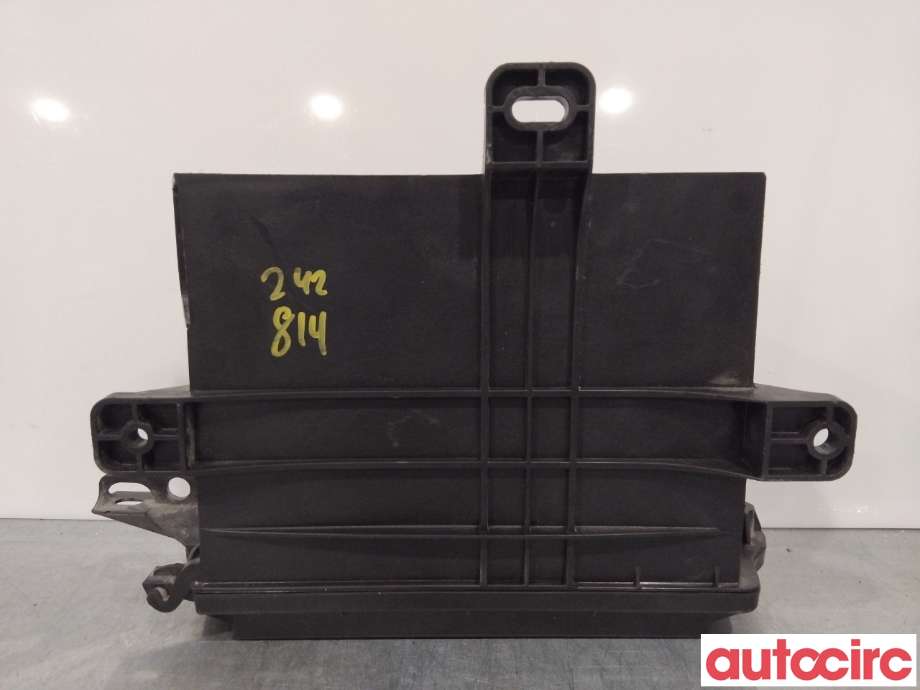 Styreenhet comfort (BCM) til Tesla Model X 2016-->> (TESLA|1058358-03-C)
