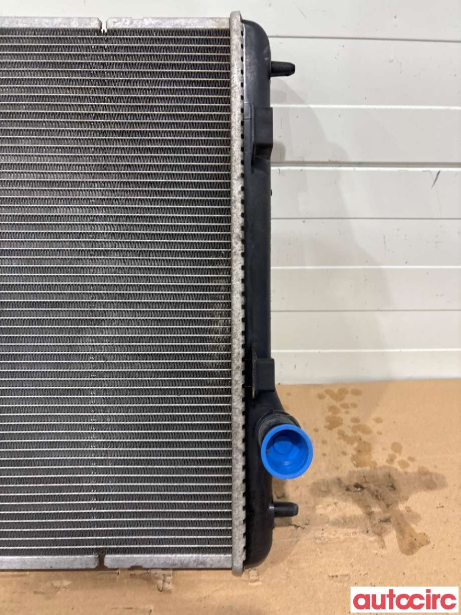 Radiator (manuell gir) til Peugeot 208 2012-2019 (Type I)  (PEUGEOT|1330Q5|)
