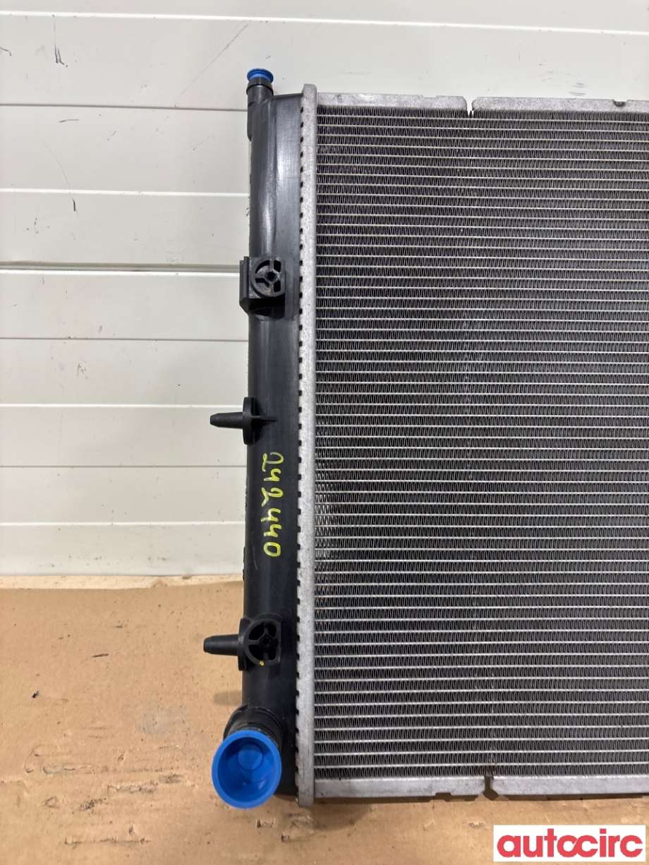 Radiator (manuell gir) til Peugeot 208 2012-2019 (Type I)  (PEUGEOT|1330Q5|)