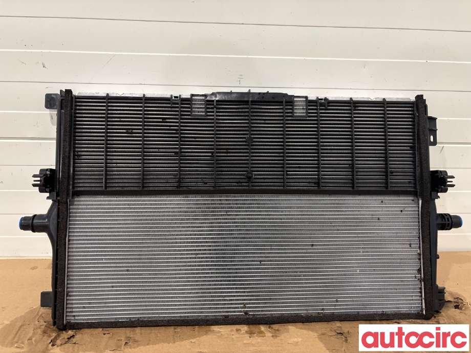 Radiator (automat gir) til Tesla Model Y 2021-2024 (Type I) (TESLA|1494175-00-B|)