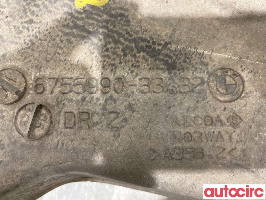 Bærebru høyre bak til BMW 5-Serie 2003-2010 (E60/E61) (E60/E61) (BMW|33326754558||3332-6755990)