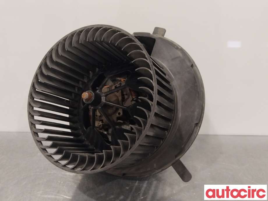 Varmeapparat motor til VW Caddy, 2010-2015 (Type III, Fase 2)  (VOLKSWAGEN|1K1819015E)
