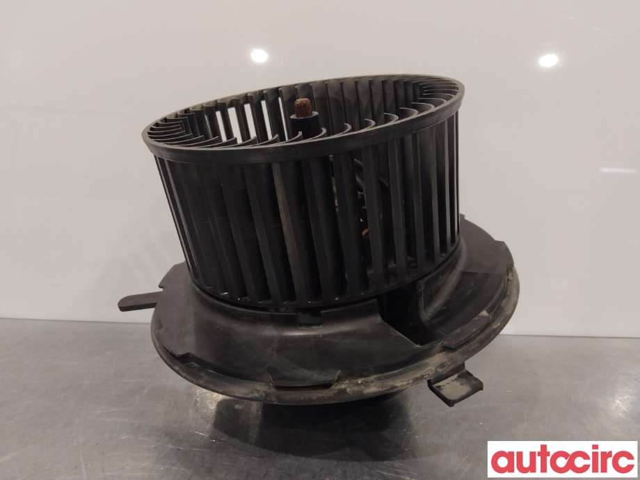 Varmeapparat motor til VW Caddy 2010-2015 (Type III, Fase 2) (VOLKSWAGEN|1K1819015E|)