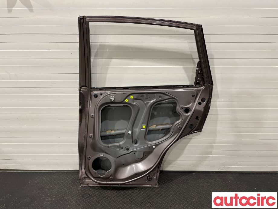 Dør høyre foran til Honda CR-V 2007-2012 (Type III)  (HONDA|67510-SWA-A00ZZ)