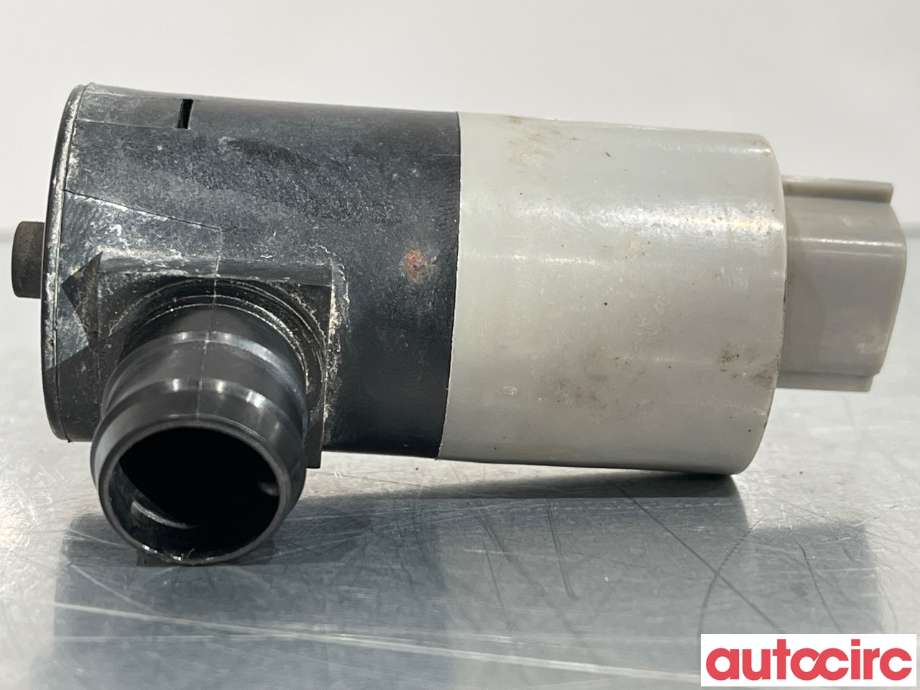 Spylerpumpe foran til Toyota Avensis 2015-2019 (Type III, Fase 2)  (TOYOTA|8533002030|)