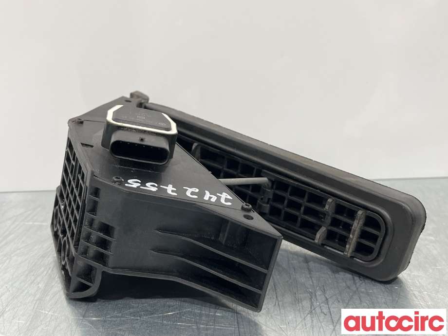 Pedal gass til Mercedes C-Klasse 2007-2011 (Fase 1) (W204) (W204) (MERCEDES|A2043000004)
