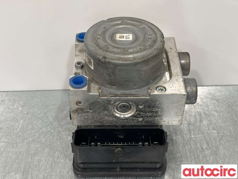 ABS sentral til VW Passat, 2015-2019 (Fase 1) (B8) (B8) (VOLKSWAGEN|5Q0614517HB)