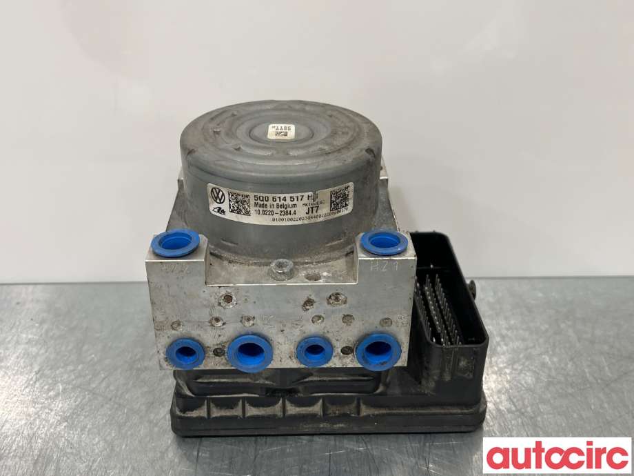 ABS sentral til VW Passat 2015-2019 (Fase 1) (B8) (B8) (VOLKSWAGEN|5Q0614517HB|100918-03853)