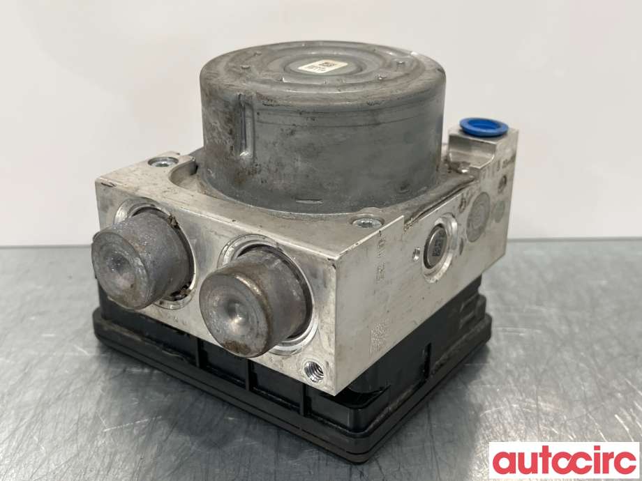 ABS sentral til VW Passat 2015-2019 (Fase 1) (B8) (B8) (VOLKSWAGEN|5Q0614517HB|100918-03853)