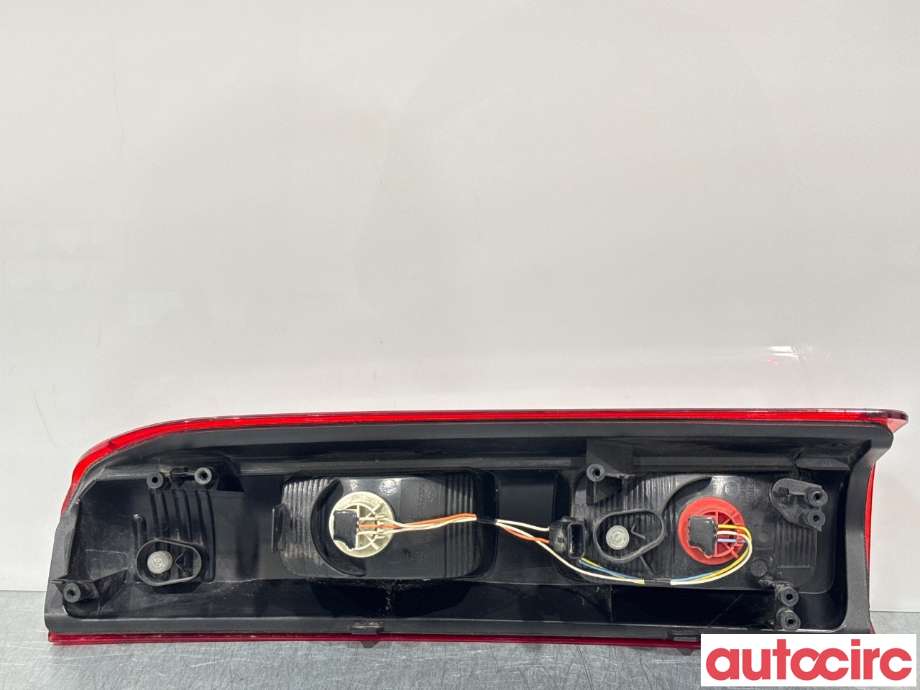 Baklykt venstre til Opel Vivaro B 2014-2019  (OPEL|93867974|)