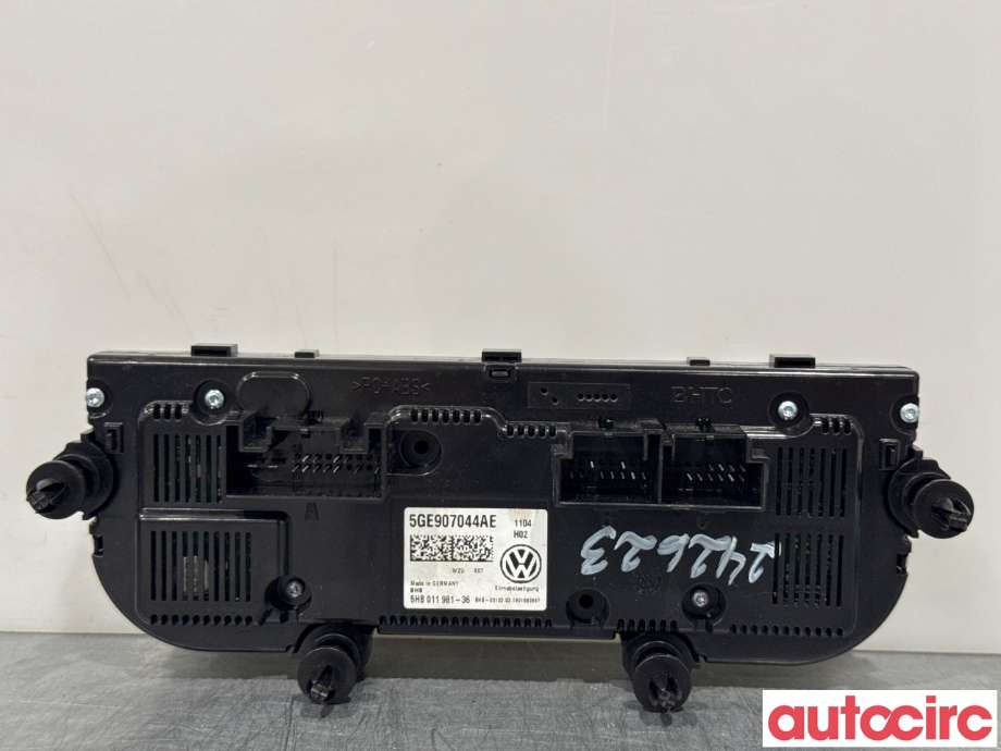 Varmeapparat betjening til VW e-Golf 2014-2017 (Fase 1)  (VOLKSWAGEN|5GE907044AE|5HB011981-36)