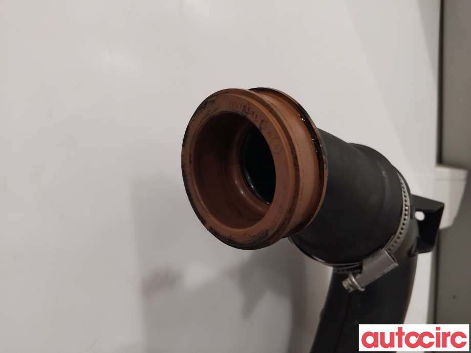 Luftslange innsug til Ford S-Max 2010-2015 (Type I, Fase 2)  (FORD|1772295||AV61-9C623-BD)