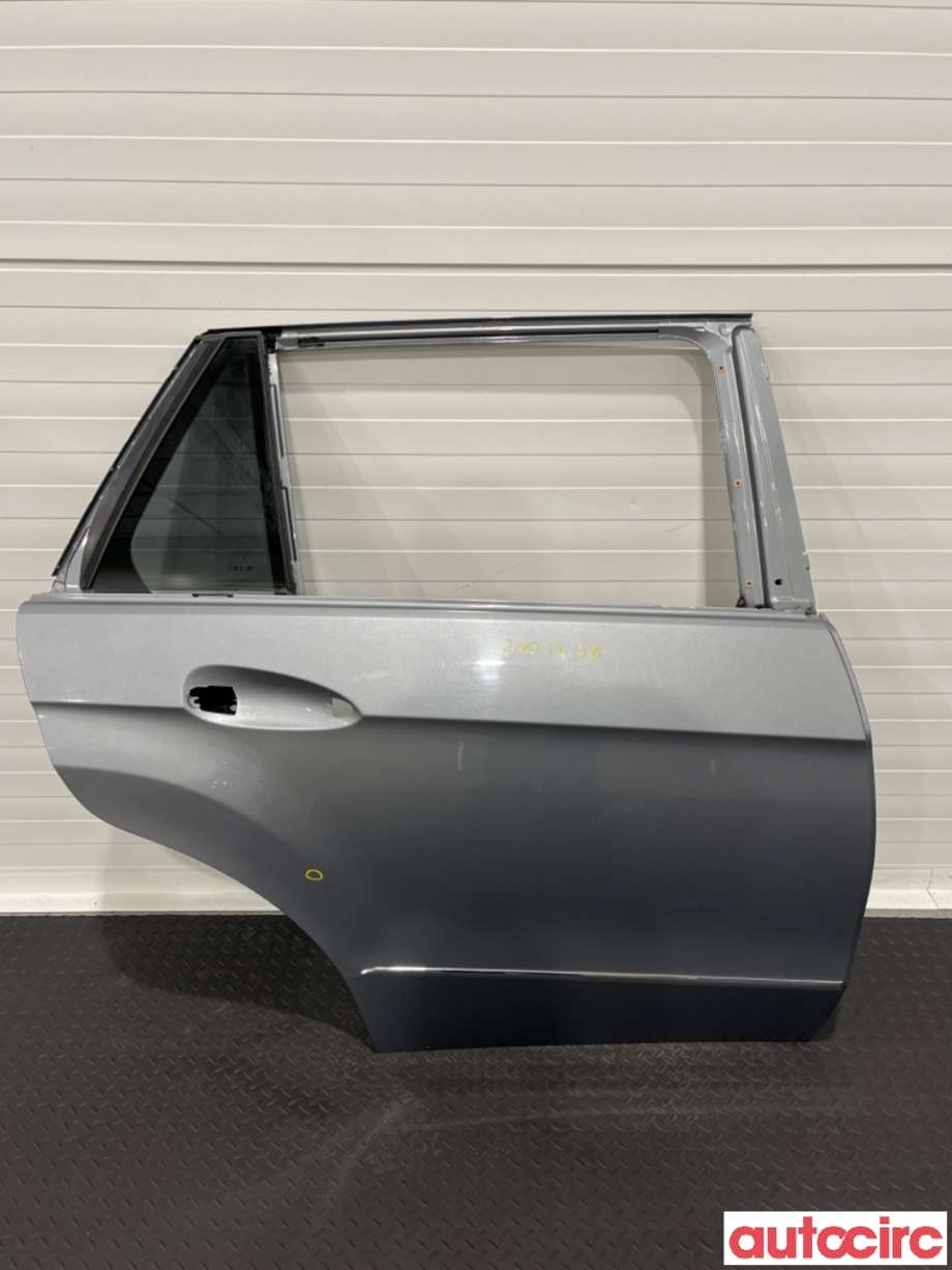 Dør høyre bak til Mercedes E-Klasse 2009-2013 (Fase 1) (W212) (W212) (MERCEDES|A2127300405|)