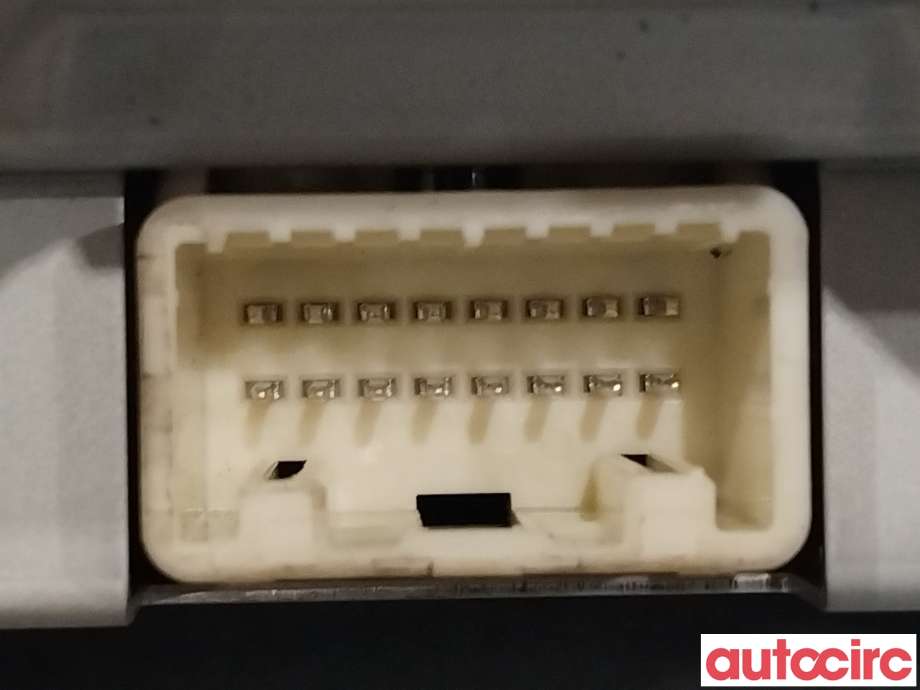 Bilstereo diverse til Isuzu D-Max 2021-->> (Type III)  (ISUZU|8983962632)