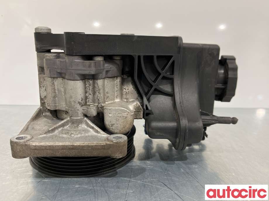 Servo pumpe mekanisk til Mercedes C-Klasse 2011-2014 (Fase 2) (W204) (W204) (MERCEDES|A0064661501|7693900509)