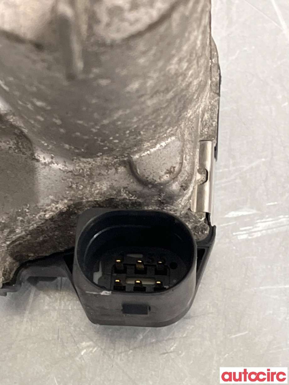 Spjeldhus til Nissan X-Trail 2007-2014 (T31) (T31) (NISSAN|1471500Q0A|0281002681|8200330810)