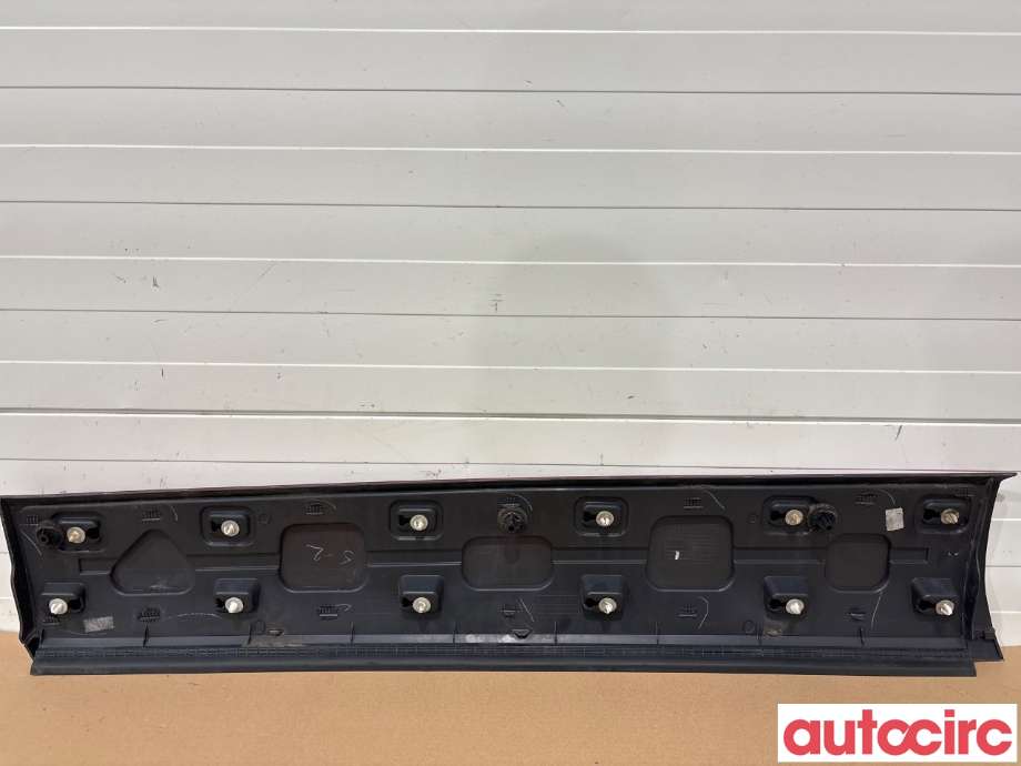 Lister til Land Rover Range Rover, Evoque 2011-2019 (Type I)  (LAND-ROVER|LR044666|)