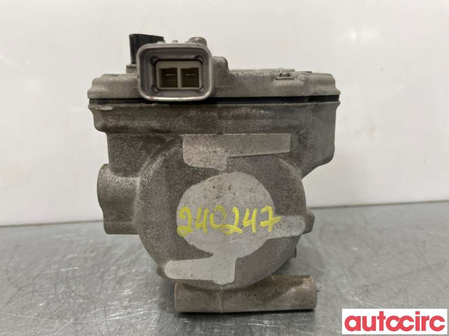 Aircondition kompressor til Toyota Yaris 2012-2014 (Type III, Fase 1)  (TOYOTA|8837052011|042200-1041|)