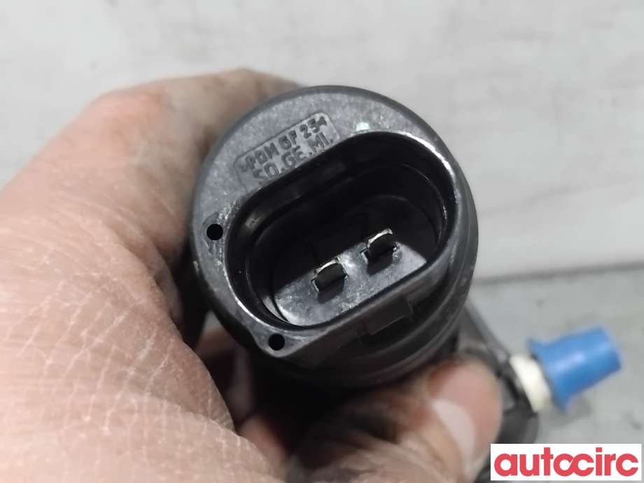 Spylerpumpe foran til VW e-Golf 2014-2017 (Fase 1)  (VOLKSWAGEN|1K6955651|)