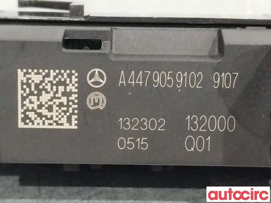 Bryter diverse til Mercedes Vito 2014-->> (W447) (W447) (MERCEDES|A4479059102)